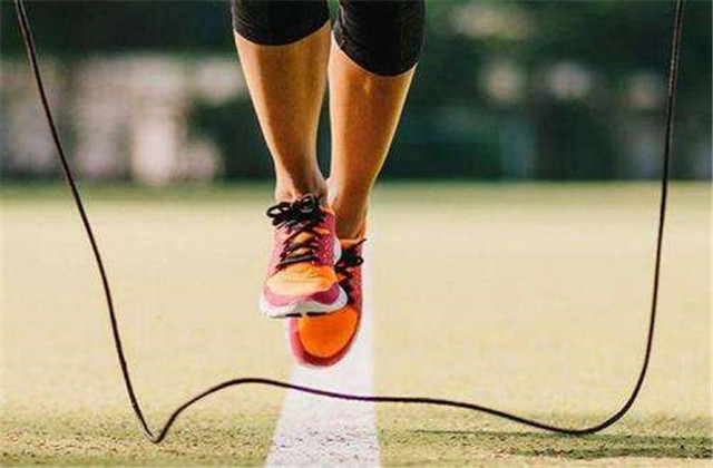 【万无“疫”失】宅家也能把肉减，居家微健身等你来体验